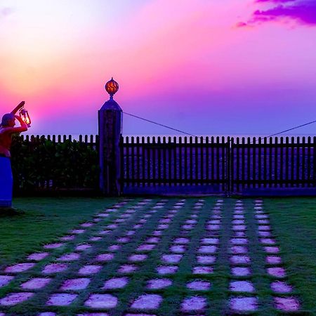 Calypso Sunset Ξενοδοχείο Iranawila Εξωτερικό φωτογραφία